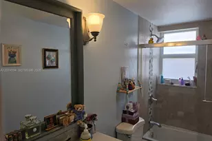 300 NE 12th Ave, Hallandale Beach, FL 33009 - Photo 34
