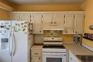 300 NE 12th Ave, Hallandale Beach, FL 33009 - Photo 18