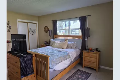 300 NE 12th Ave #108, Hallandale Beach, FL 33009 - Photo 26