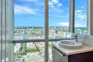 17121 Collins Ave, Sunny Isles Beach, FL 33160 - Photo 26