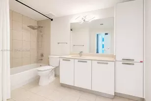 3000 NE 188th St, Aventura, FL 33180 - Photo 14