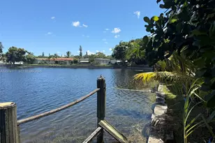 3970 NW 50th Ave, Lauderdale Lakes, FL 33319 - Photo 12