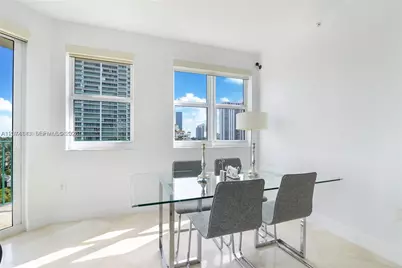 19900 E Country Club Dr #620, Aventura, FL 33180 - Photo 2