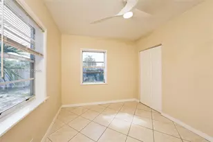 900 W Bloxham St, Lantana, FL 33462 - Photo 14