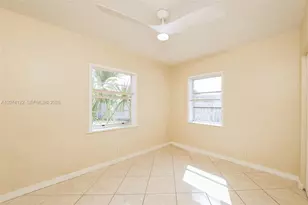 900 W Bloxham St, Lantana, FL 33462 - Photo 16