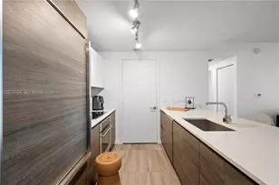 1100 S Miami Ave, Miami, FL 33130 - Photo 10