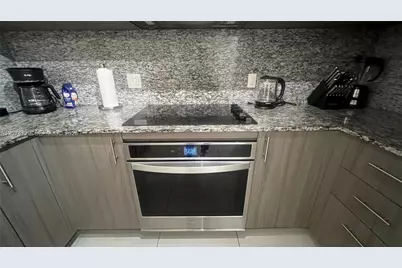 5350 NW 84th Ave #1605, Doral, FL 33166 - Photo 18
