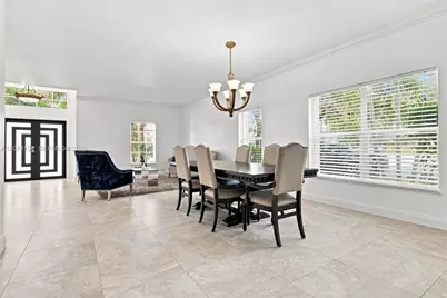 15854 SW 14th Ct, Pembroke Pines, FL 33027 - Photo 8