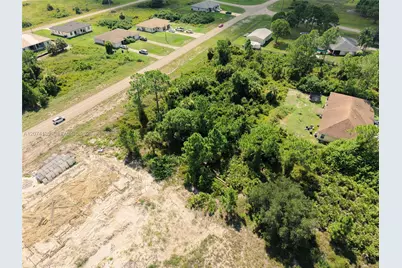 960 Eisenhower Blvd, Lehigh Acres, FL 33974 - Photo 12