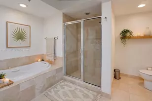 15051 Royal Oaks Ln, North Miami, FL 33181 - Photo 10
