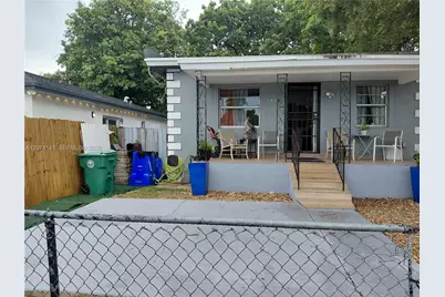 1530 NW 68th Ter, Miami, FL 33147 - Photo 2