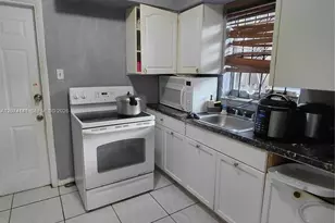1530 NW 68th Terrace, Miami, FL 33147 - Photo 4