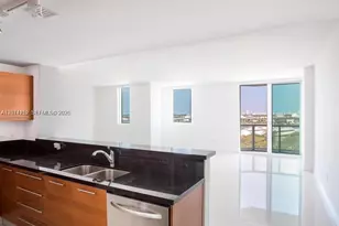 244 Biscayne Blvd, Miami, FL 33132 - Photo 2