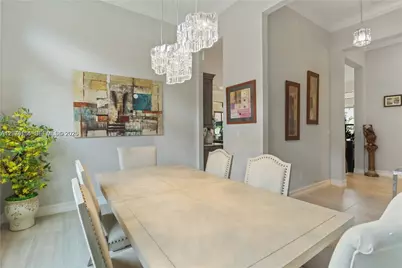 11812 S Cantal Cir S, Parkland, FL 33076 - Photo 12