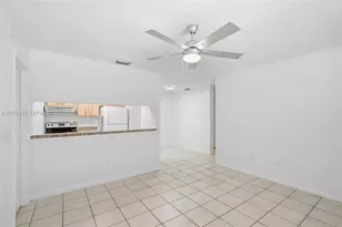 6040 Shaker Wood Cir, Tamarac, FL 33319 - Photo 10