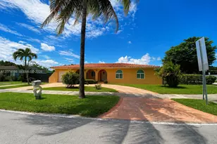 9461 SW 62nd St, Miami, FL 33173 - Photo 2