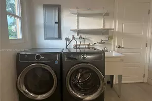 9461 SW 62nd St, Miami, FL 33173 - Photo 24