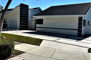 10020 SW 91st Terrace, Miami, FL 33176 - Photo 2