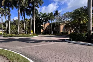 4045 W McNab Rd, Pompano Beach, FL 33069 - Photo 30