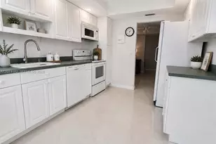 2801 NE 183rd St, Aventura, FL 33160 - Photo 8