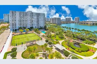 2801 NE 183rd St #1616W, Aventura, FL 33160 - Photo 2