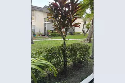 10395 N Kendall Dr #V1, Miami, FL 33176 - Photo 16