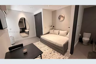 1024 Lenox Ave #8, Miami Beach, FL 33139 - Photo 2