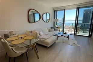121 NE 34th St, Miami, FL 33137 - Photo 8