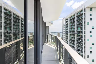 77 SE 5th Street #1513, Miami, FL 33131 - Photo 10