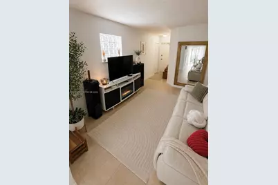 22621 SW 88th Pl #106-8, Cutler Bay, FL 33190 - Photo 8