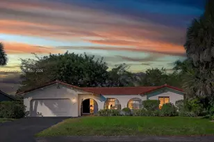 10251 NW 39th Ct, Coral Springs, FL 33065 - Photo 2