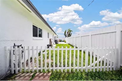 713 SE, Cape Coral, FL 33904 - Photo 42