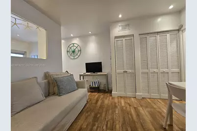 751 Collins Ave #3, Miami Beach, FL 33139 - Photo 10