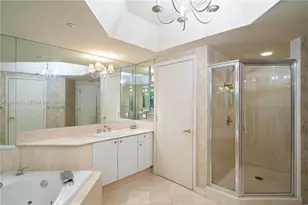 7000 Island Blvd, Aventura, FL 33160 - Photo 22