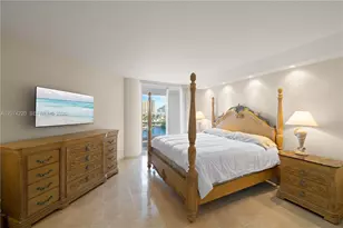 7000 Island Blvd, Aventura, FL 33160 - Photo 48