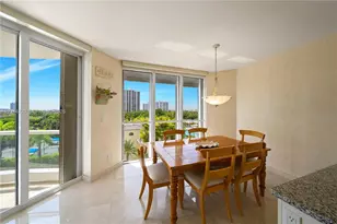 7000 Island Blvd, Aventura, FL 33160 - Photo 22