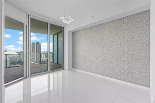 851 NE 1st Ave, Miami, FL 33132 - Photo 18