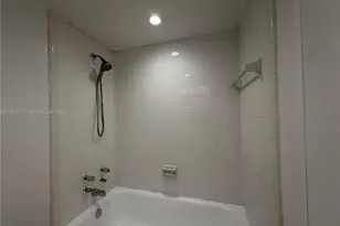 900 Bay Dr, Miami Beach, FL 33141 - Photo 6