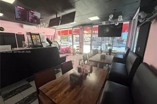 Restaurant E For Sale, Hialeah, FL 33010 - Photo 1