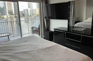 [Address not provided], Hallandale Beach, FL 33009 - Photo 22