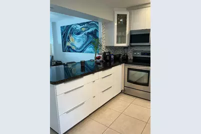 [Address not provided], Hallandale Beach, FL 33009 - Photo 8