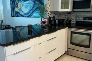 [Address not provided], Hallandale Beach, FL 33009 - Photo 8