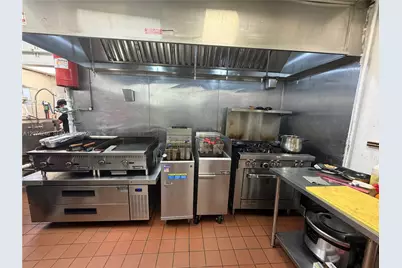 Restaurant E For Rent, Hialeah, FL 33010 - Photo 12