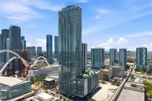 1400 Biscayne Blvd, Miami, FL 33132 - Photo 2