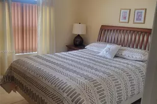 14770 SW 172nd St, Miami, FL 33187 - Photo 8