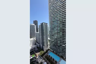 60 SW 13th St #2610, Miami, FL 33130 - Photo 2