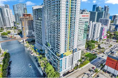 185 SW 7th St #2003, Miami, FL 33130 - Photo 8