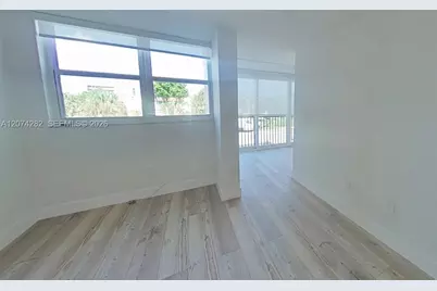 9431 SW 4th St #204-7, Miami, FL 33174 - Photo 4