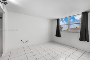 465 Ocean Dr, Miami Beach, FL 33139 - Photo 36