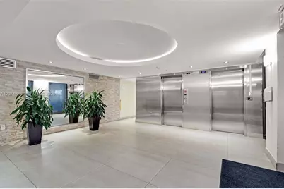 465 Ocean Dr #512, Miami Beach, FL 33139 - Photo 12